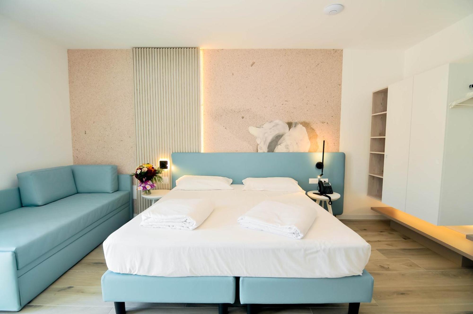 Marina Junior Suite 4 Stelle S Каорле Екстериор снимка