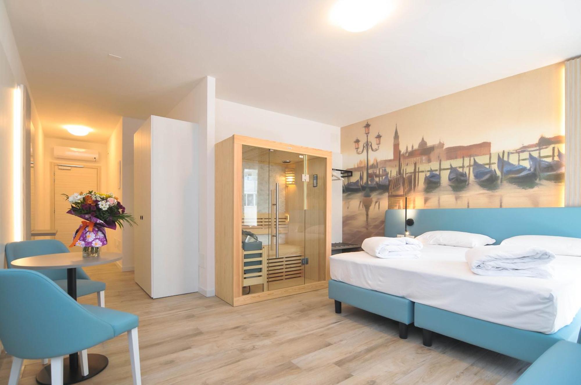 Marina Junior Suite 4 Stelle S Каорле Екстериор снимка