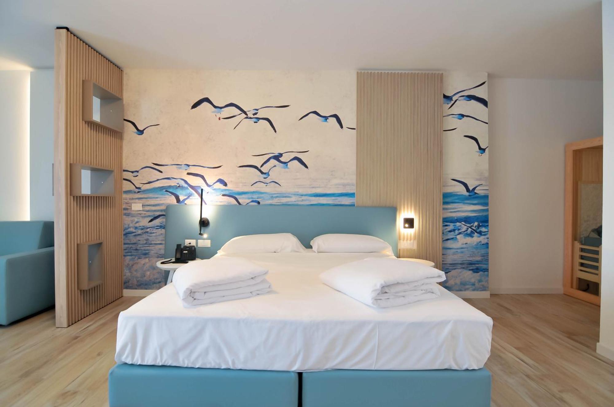 Marina Junior Suite 4 Stelle S Каорле Екстериор снимка