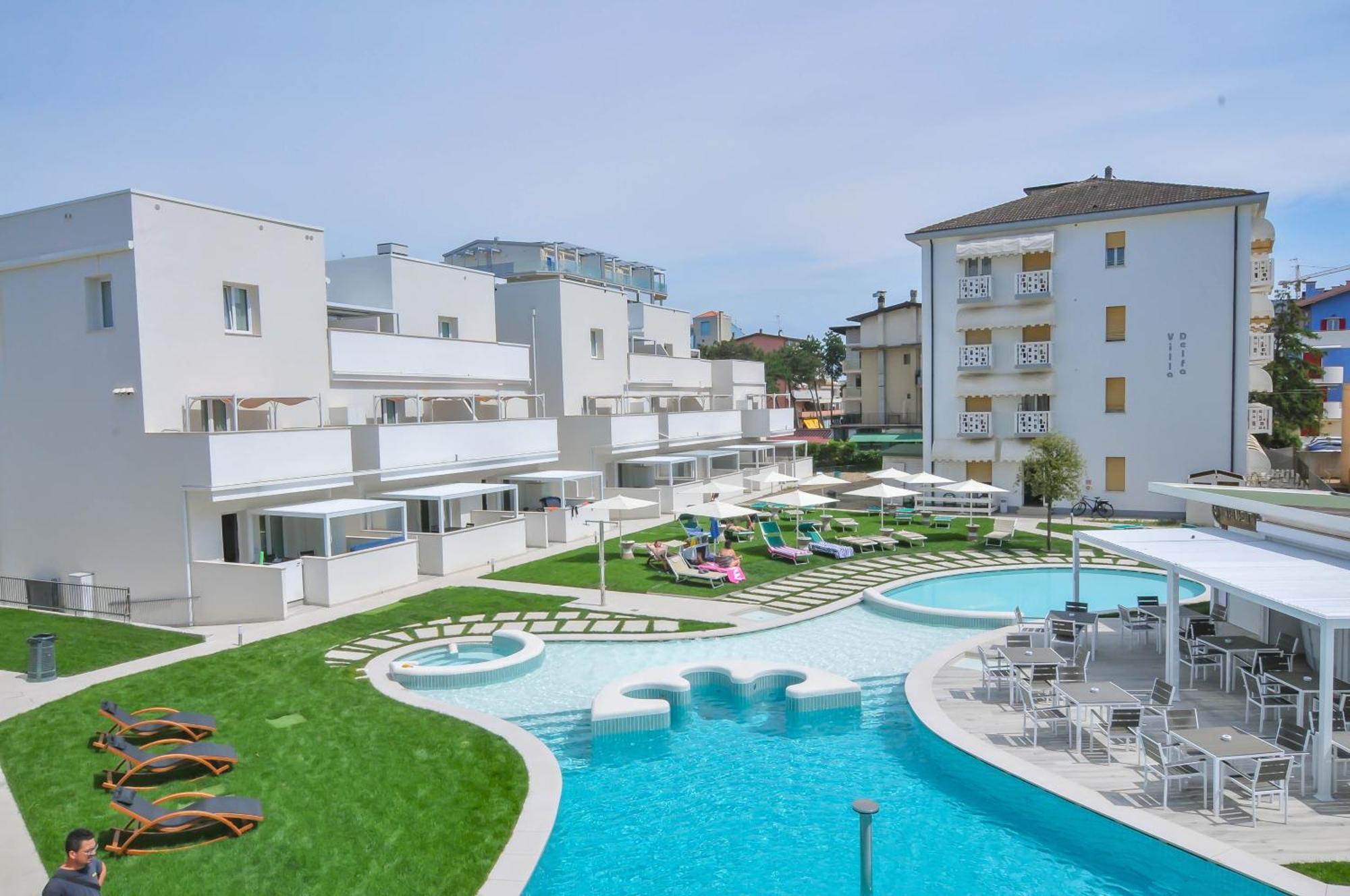 Marina Junior Suite 4 Stelle S Каорле Екстериор снимка