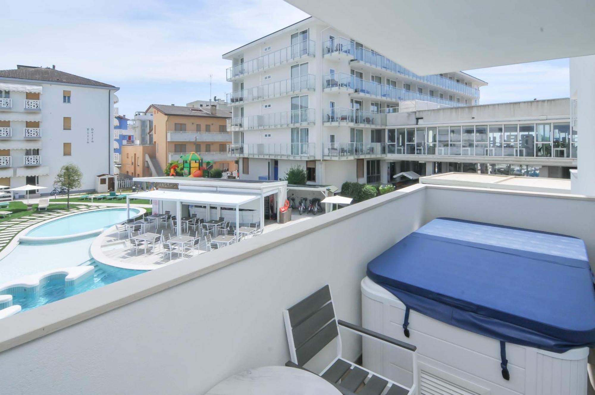 Marina Junior Suite 4 Stelle S Каорле Екстериор снимка