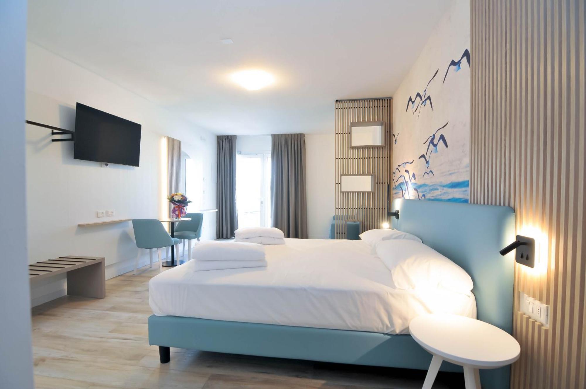 Marina Junior Suite 4 Stelle S Каорле Екстериор снимка