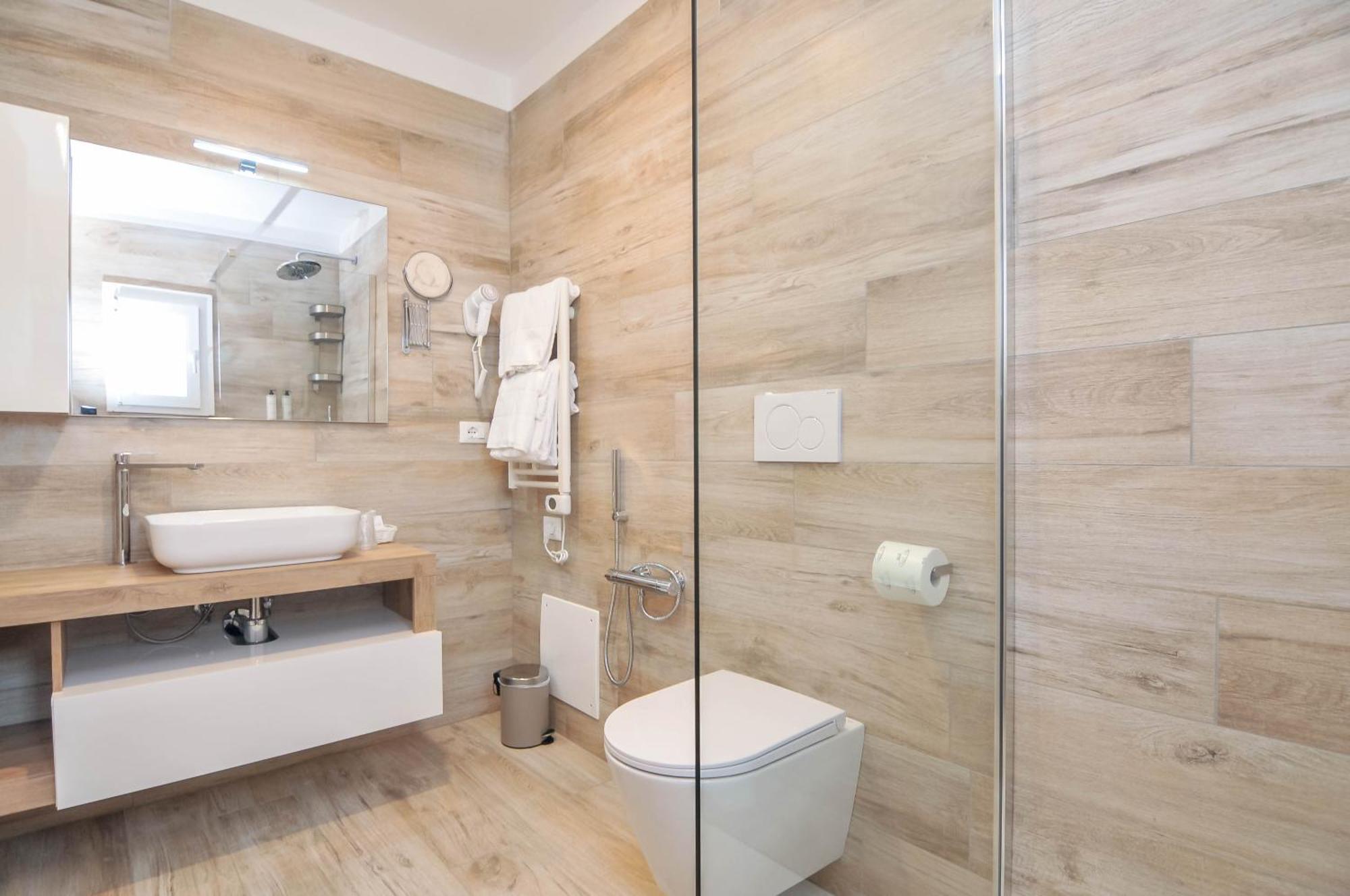 Marina Junior Suite 4 Stelle S Каорле Екстериор снимка