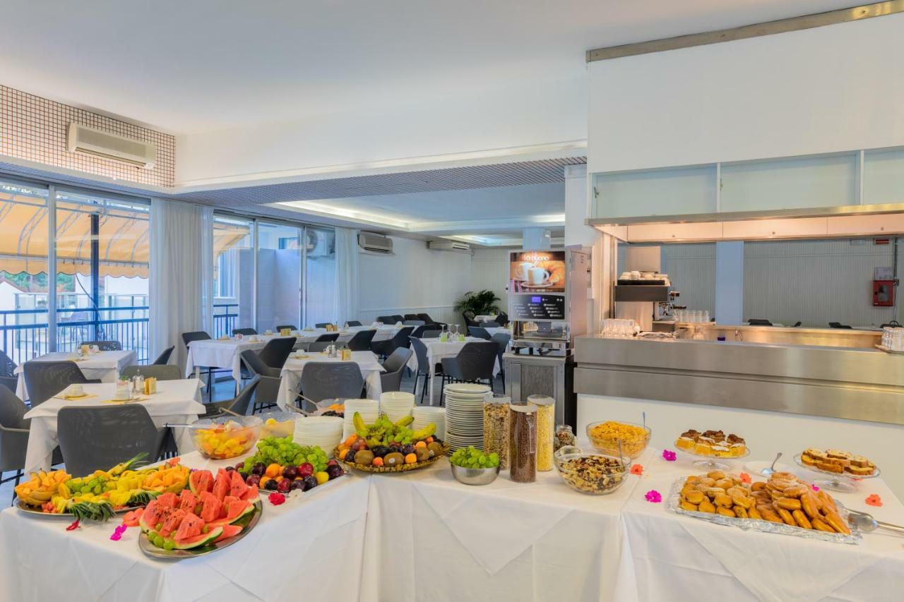 Marina Junior Suite 4 Stelle S Каорле Екстериор снимка